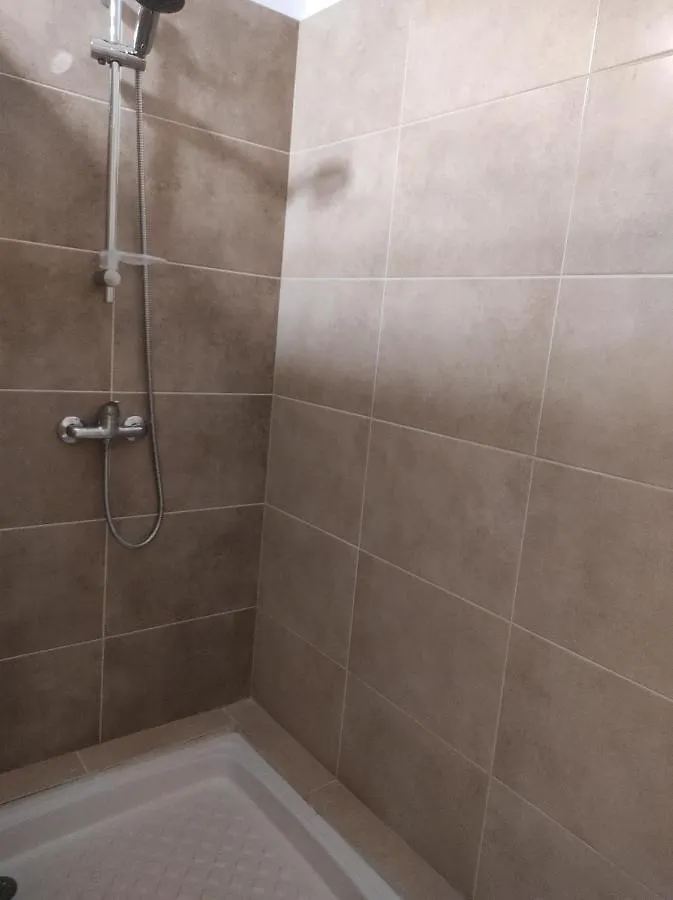Appartement 70M² Pierrelatte Cosy, Netflix+Wifi Apartment