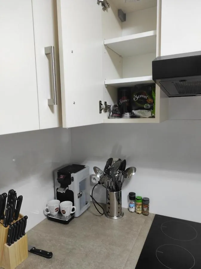 Appartement 70M² Pierrelatte Cosy, Netflix+Wifi Apartment